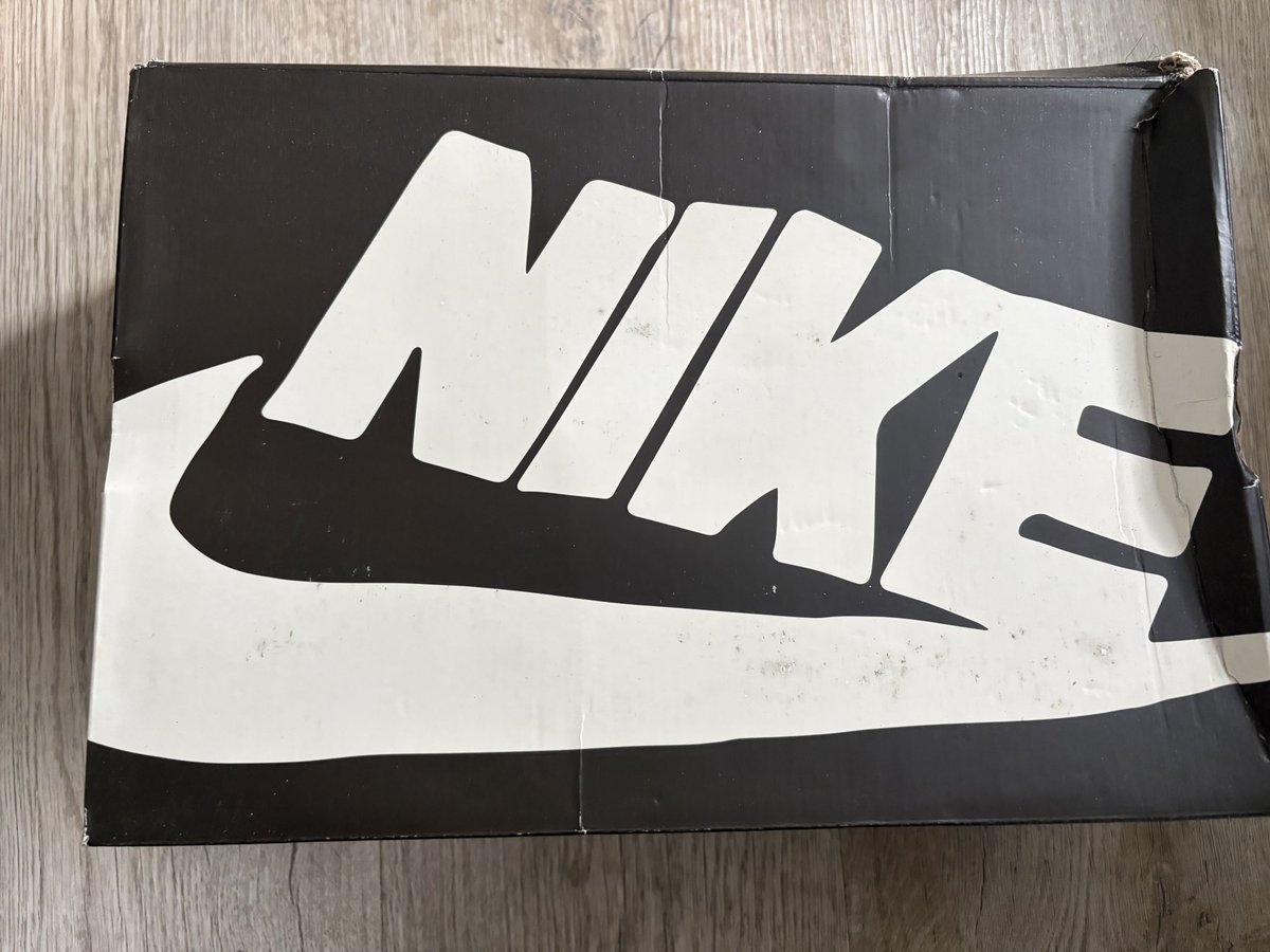 Anakin466's tweet photo. Air force 1 CPFM (2024) noire taille 47,5 à vendre. Très bon état peu portée . Facture disponible (commandée sur GOAT) https://t.co/oGSItQmW3e