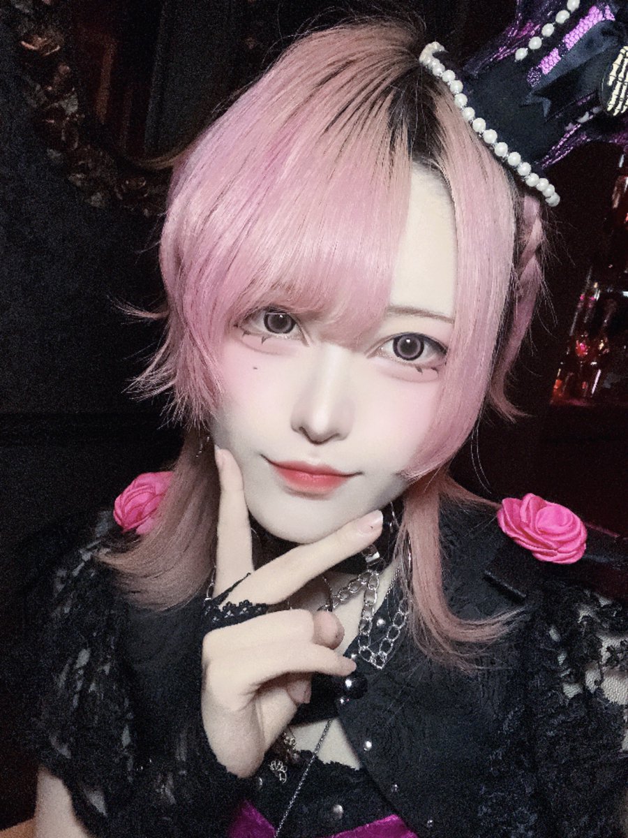 gilo_follebit's tweet photo. 6/10🐇18-24でいます！飲みますよ、今日こそ #歌舞伎町コンカフェ  #いいね返し  #自撮り界隈 #コンカフェ営業 https://t.co/1hgQpsYW3q