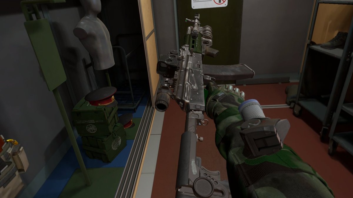 Violet_4201's tweet photo. #InToTheRadius2 #IntotheRadius2
AK-74 in Russian Border Guard livery
这枪我改的可太满意了 https://t.co/QDMZ9GL2Po