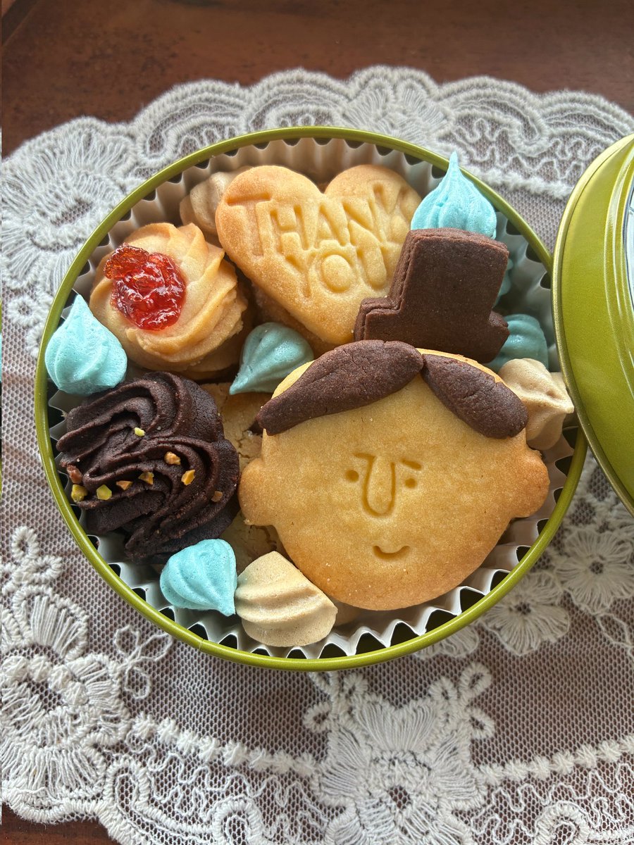 09161119BonBon's tweet photo. こんにちは☀

父の日クッキー缶登場🥰
皆さん、父の日のプレゼントは決まりましたか？

6月の営業日にて購入可能です。
14日（日）
20日（土）
27日（土）
全て13時オープン☀

福島県白河市洋菓子店BonBon🎂

#白河ケーキ 
#洋菓子店BonBon
#白河カフェ 
#郡山カフェ
#那須カフェ https://t.co/wMQpH32ujj