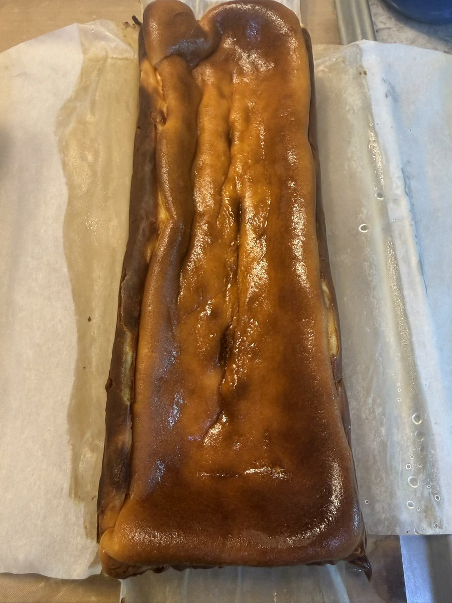 DFireBTC's tweet photo. 커피를 빛나게 하는
바스크치즈케이크 
홈메이드 https://t.co/rFhORk13jn