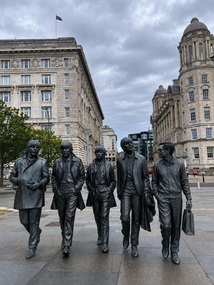 tanypants's tweet photo. Liverpool the Beatles https://t.co/OhpygOzGWk