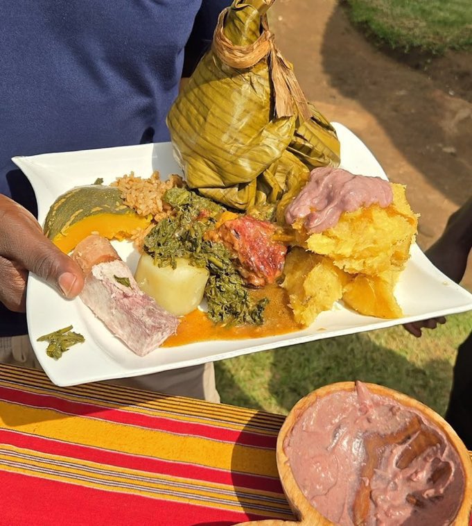 MattheExplorer's tweet photo. Let’s make food part of the adventure 🍲✈️

Every destination has a flavor worth discovering so as we travel, let’s eat local, try new tastes, and enjoy culture through every bite 🌍✨
#CulinaryTourism https://t.co/Z6yIxxoBQ3