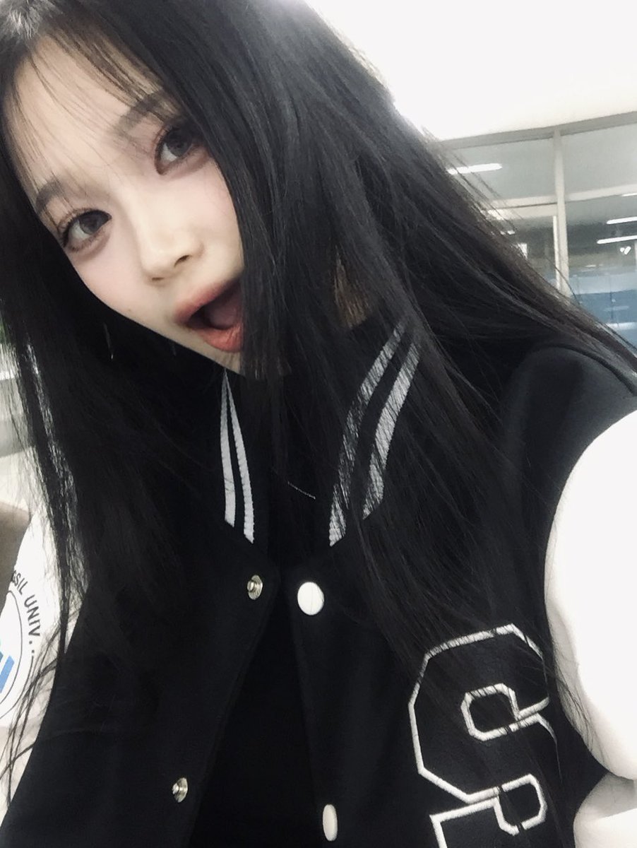 hansummer808's tweet photo. 씨언어조젺다 https://t.co/Vfw7dDdSh2