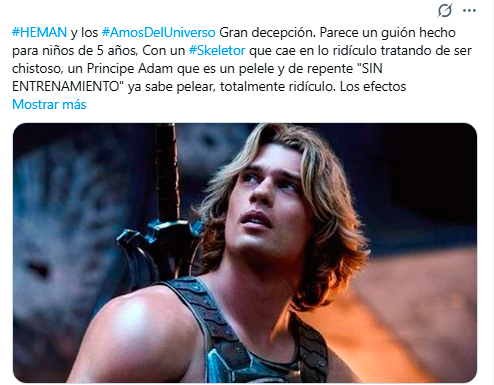 jlrch74's tweet photo. Veo esta crítica y leo que es una peli para niños, que Skeletor es un villano con chistoso y el Príncipe Adam es un pelele que se vuelve poderoso.
Coño, ha descrito perfectamente el concepto de que era la serie de televisión de He-man y los Masters del Universo de Filmation... https://t.co/SUVdqteENP