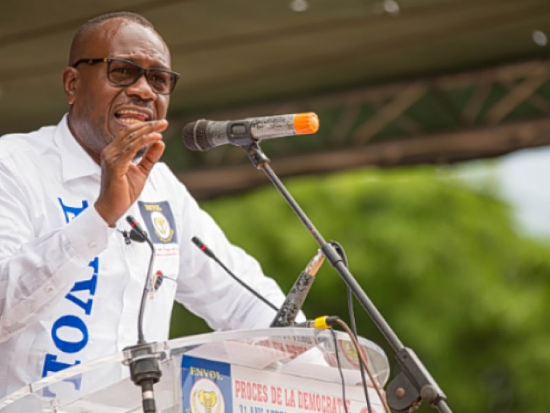 KONDETUTI1's tweet photo. #RDC, #Kinshasa "C64 informe Daniel Bumba de la tenue d’un sit-in devant le Palais du peuple ce vendredi." https://t.co/VbC8KyMJzD