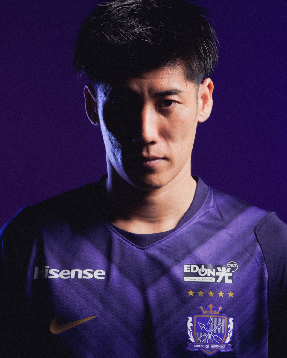 sanfrecce_SFC's tweet photo. 𝐎𝐔𝐑 𝐂𝐎𝐋𝐎𝐔𝐑𝐒 𝐅𝐎𝐑 𝐓𝐇𝐄 𝐍𝐄𝐖 𝐒𝐄𝐀𝐒𝐎𝐍🟣✨
新しいシャツを身に纏った隼人📸
#FastAsLight #sanfrecce
#荒木隼人 #サンフレッチェ広島 https://t.co/MaXxtmq6cQ