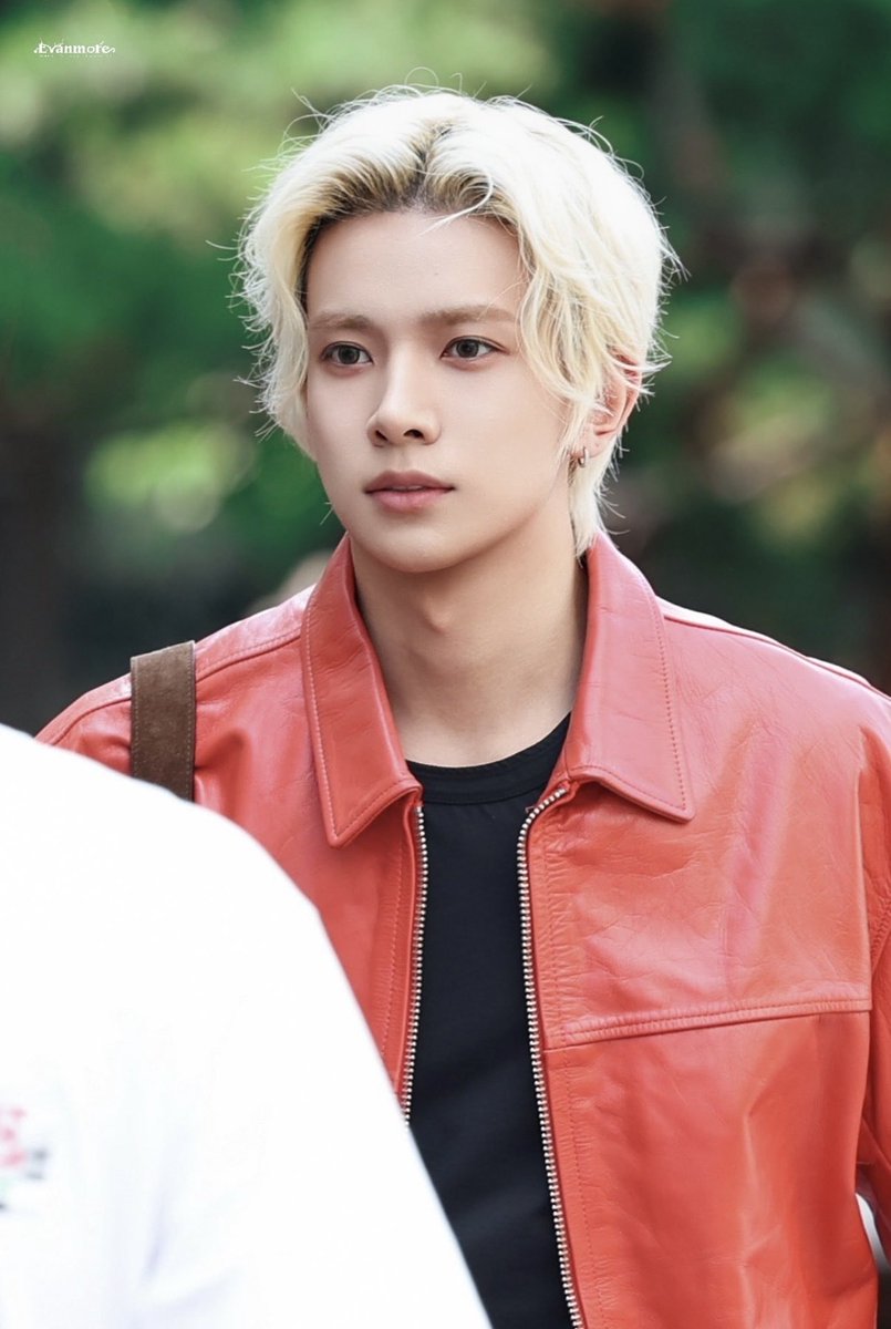 meahopeworld's tweet photo. EVAN at KBS 👀

#EVAN #HEESEUNG https://t.co/Mo7Ix9QAfV