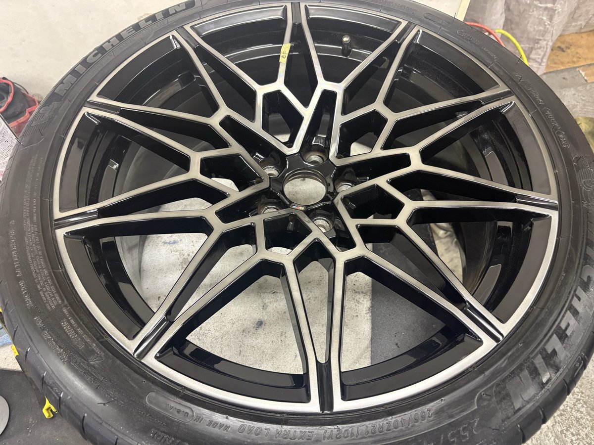 919active's tweet photo. ブラックポリッシュホイール傷修理です。
八王子市のお客様からご依頼頂きました。 https://t.co/nhzhO2xq32