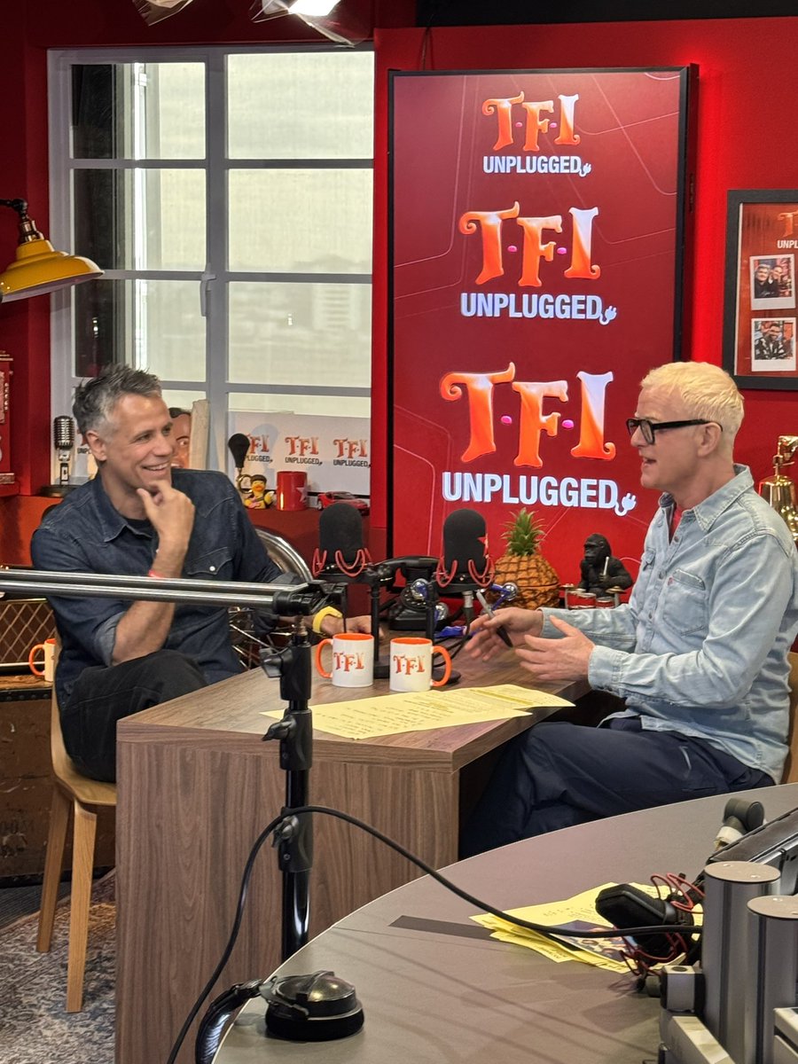 richardpbacon's tweet photo. 😍 https://t.co/pgO0N4Wh72