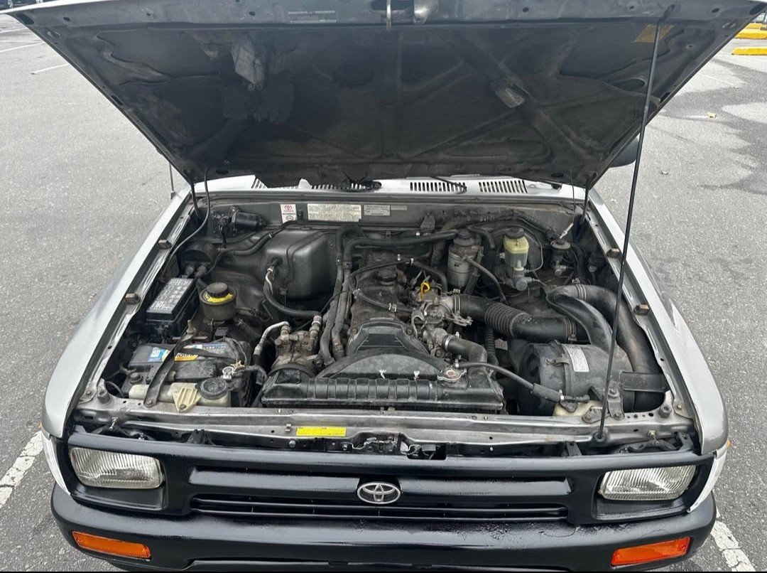 Juliooooooooooc's tweet photo. Una joyitaaaaa que me hace dudar de todos los autos usados en venta https://t.co/NAJVETcoLr