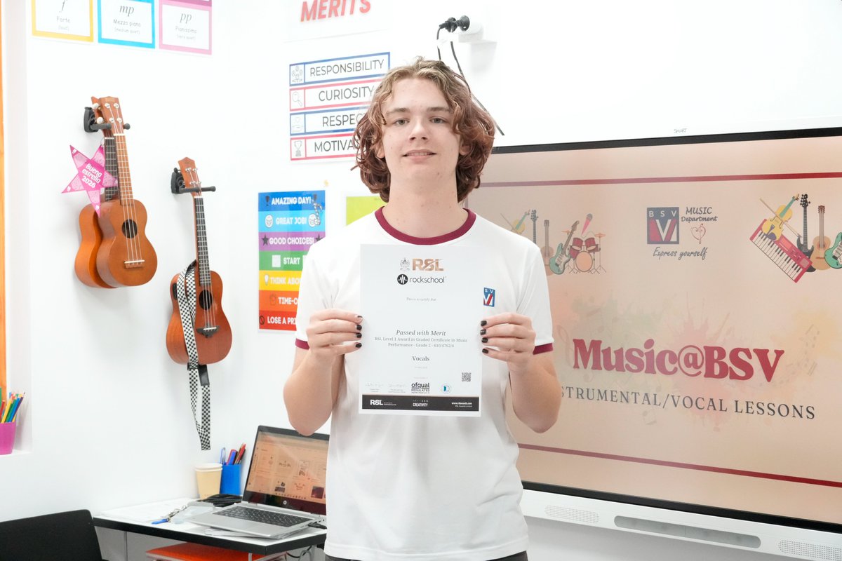 BritishValencia's tweet photo. 🎶 Congratulations to our #BSV students on achieving official music qualifications from #Rockschool and #ABRSM! We are incredibly proud of their talent, dedication and hard work 🎤🎹🎸

#CognitaWay #MusicSchool #LearningThroughMusic https://t.co/SxXlnCuwJk