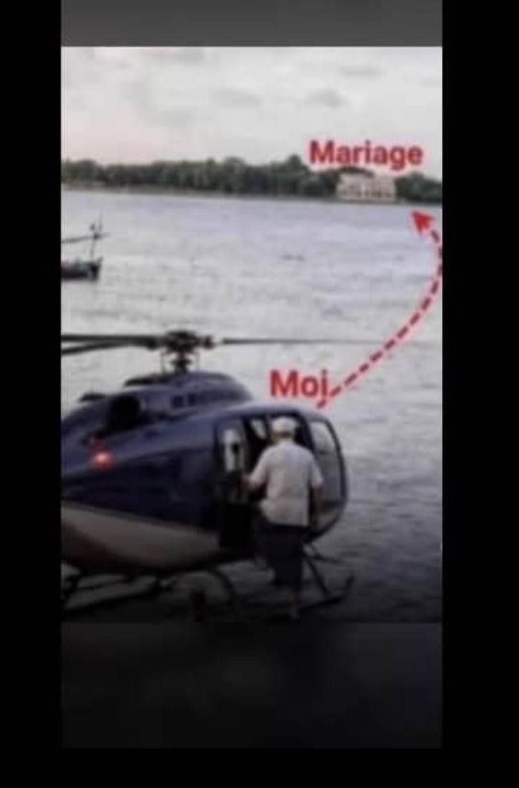 Joe_lephenix's tweet photo. Même le serpent dans la Bible avait compris une chose :

On ne va jamais voir une femme les mains vides.

Lui, au moins, était venu avec une pomme. https://t.co/LzhsXXll8t