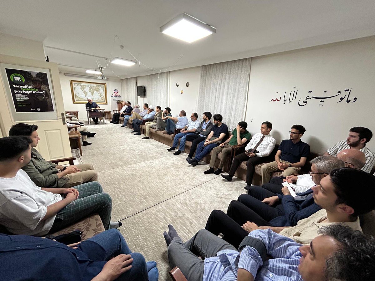 ankaraydv's tweet photo. Darüşşifa Sohbetleri kapsamında, YDV Sağlık Medeniyet Yurdumuzda AYBÜ İlahiyat Fakültesi Tefsir Anabilim Dalı Başkanı Prof. Dr. Mehmet Ünal hocamızı misafir ettik.

İlim ve hikmet dolu bu kıymetli sohbet için Prof. Dr. Mehmet Ünal hocamıza teşekkür ediyoruz. https://t.co/gf5jzESKuG