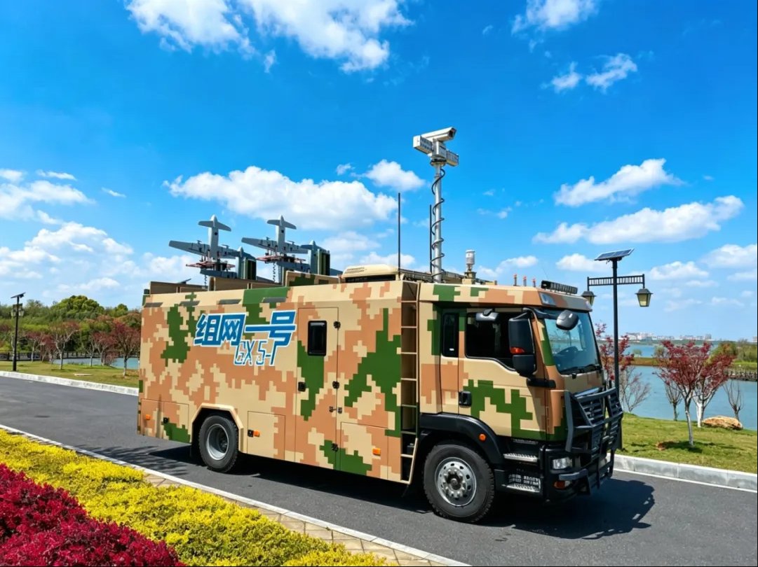 DiscXinjian's tweet photo. 🛰️Jiangxi U-fly Technology Corporation and its' Low-Altitude Remote Sensing Agricultural project settled in Xinjian. Leveraging core technologies as centimeter-level high-precision remote sensing, the project will drive the digital and intelligent transformation of agriculture. https://t.co/RGpycVejlD