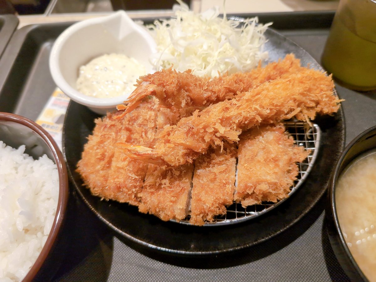 chaitea2015's tweet photo. これとこれを合体してこう！ https://t.co/1jp7Y6LEmd