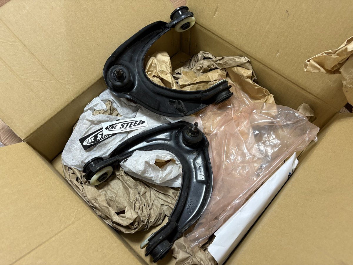 tomochu__'s tweet photo. ラルグス車高調
半年使用 走行距離9000km未満
6万+送料

The STEEZ製
KC2用短縮アッパーアーム
6.5万+送料
純正比15mmショート
新品ベース
3ヶ月使用 走行距離6000km未満

募集しますぅ https://t.co/OB5IO1DE5k