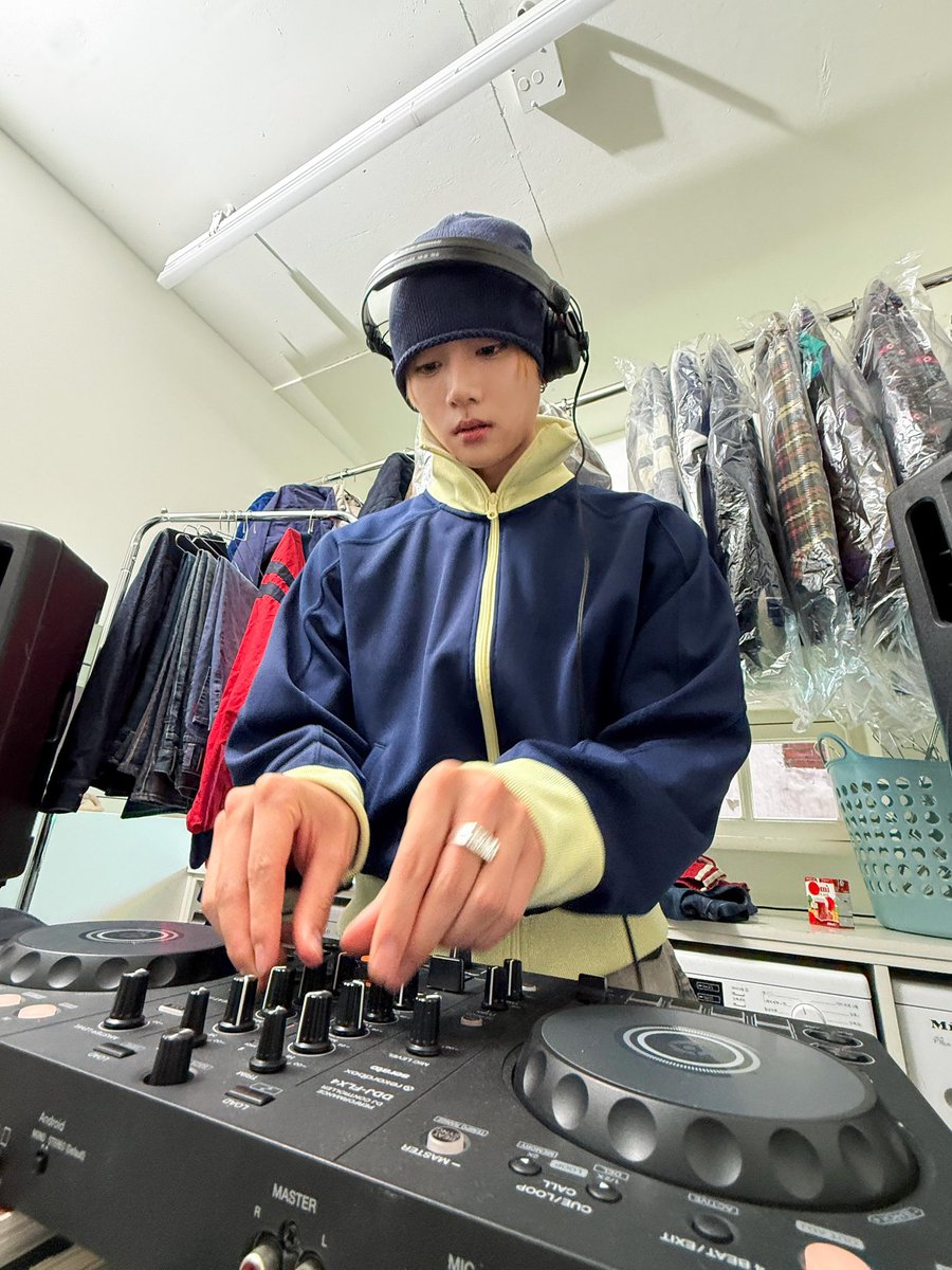 19wons's tweet photo. 260610 ald1.official update #상원 #SANGWON 

SIDE B OMG! : what happened between the frames 💿 https://t.co/F3dAwnm5md