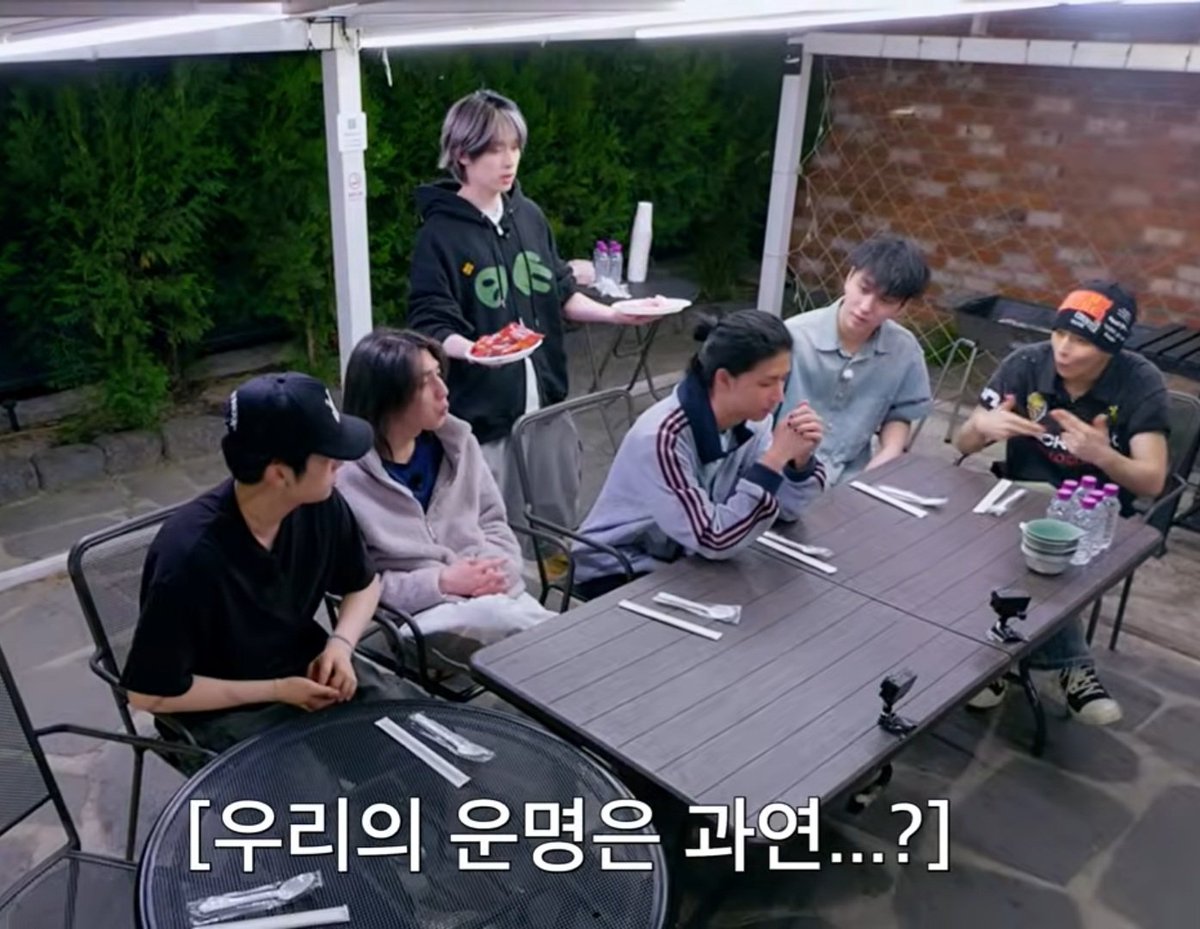 xh_ham's tweet photo. 건일이 물에 빠쥐고나서 머리 풀렷는데요 https://t.co/Fe1O1tmTIp