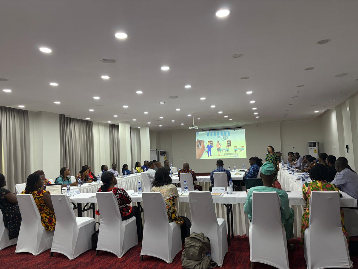 ICPCN's tweet photo. Proud to see our Education Manager, Alex Daniels, teaching on a Train the Trainer programme for children's palliative care in Ghana alongside World Child Cancer and other partners. 
#ChildrensPalliativeCare #GlobalHealth #ChilPalGhana #ICPCN https://t.co/9Emp6CTsEY
