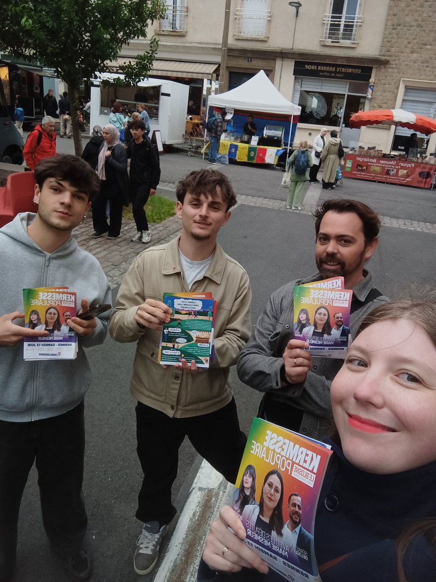 LFIRENNES_'s tweet photo. Tractage, porte-à-porte, collage... Les Insoumis•es de #Rennes sur le terrain ☀️ 

Nous sommes en action pour appeler à la kermesse de @MarieMesmeur de ce samedi 13 juin ! 

On vous y attend nombreux•ses🤠 https://t.co/pwOVlV8bFz