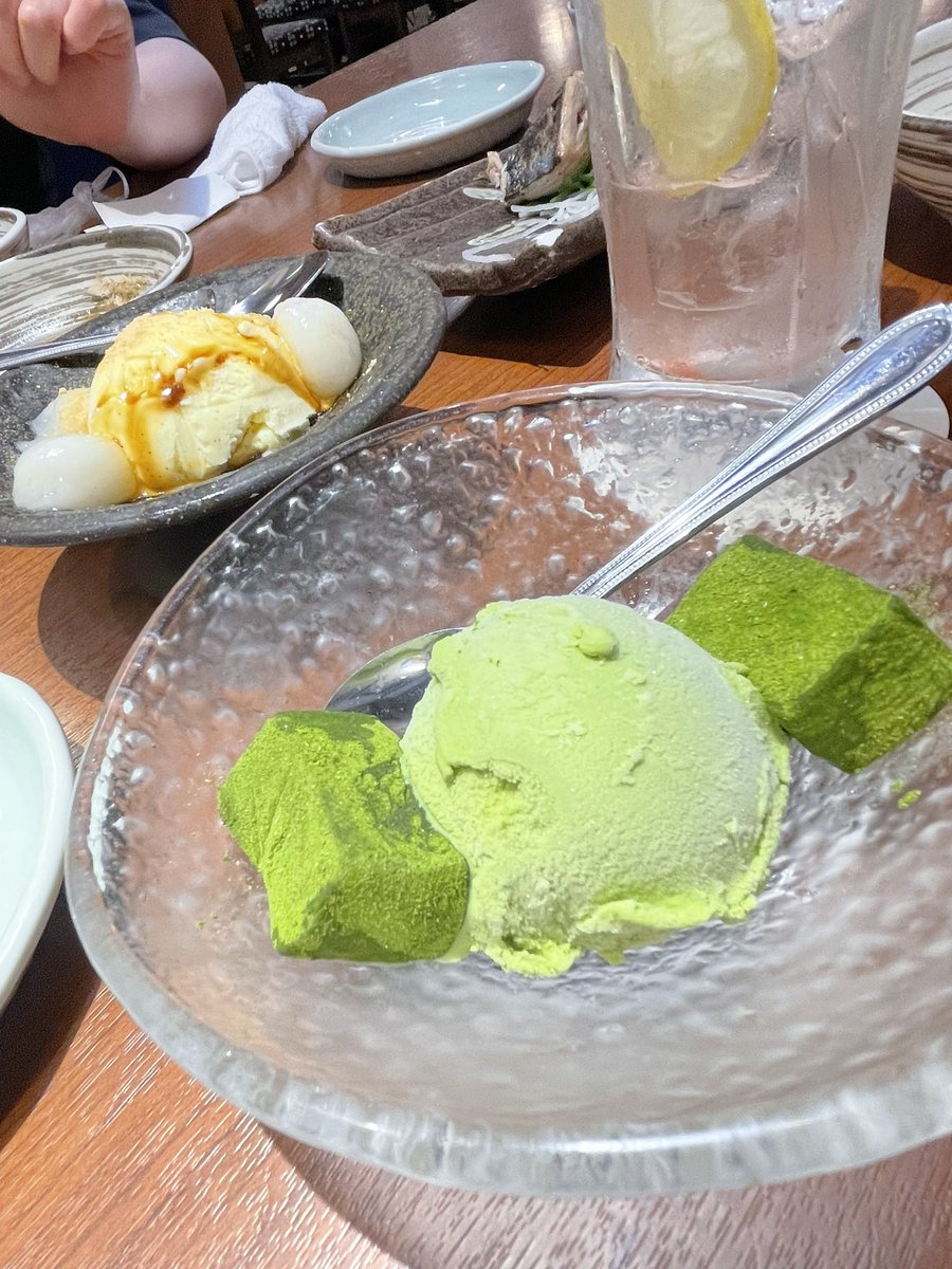 qedlain's tweet photo. お酒飲んだ後の抹茶わらびもちアイスは至高🍨

#有栖川美紅 https://t.co/aQK0QJG8Cb