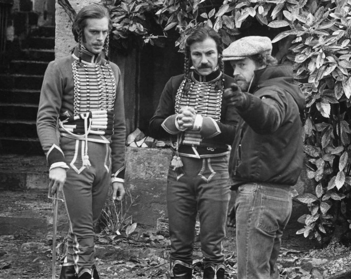For_Film_Fans's tweet photo. Ridley Scott directing Harvey Keitel and Keith Carradine on the set of

THE DUELLISTS (1977) https://t.co/N5iiDSXQ2T