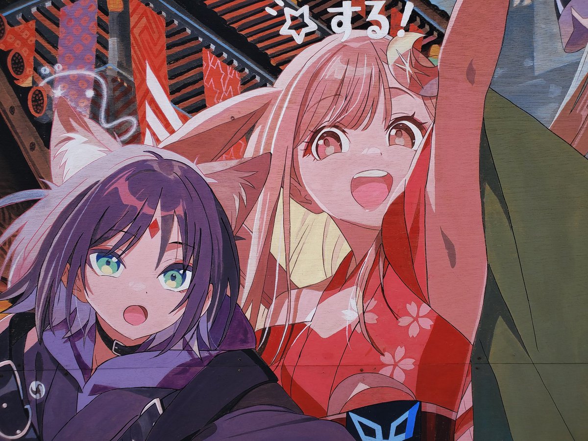 nojiri_h's tweet photo. 「キャラクターがめっちゃ正確に描けてますけどプロジェクターとかでトレスするんです？」と聞いたら、さにあらずで、ポスターをカラーコピーして方眼を引いて、看板の方にも方眼を引いて、マスごとに目で見て写し取るそうな。かぐやの腋とか、オリジナルよりセクシーだよね？ https://t.co/BVDBCXi3dW