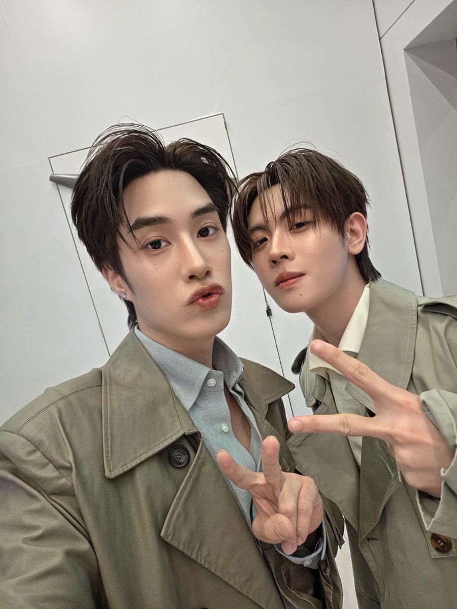 TLE_mtm's tweet photo. มาาา ขอกำลังใจหน่อยได้ไหมค้าบบ

TFO DEBUT SHOWCASE
#1stDuoTFOShowcaseDay https://t.co/yKYPM0GvwR