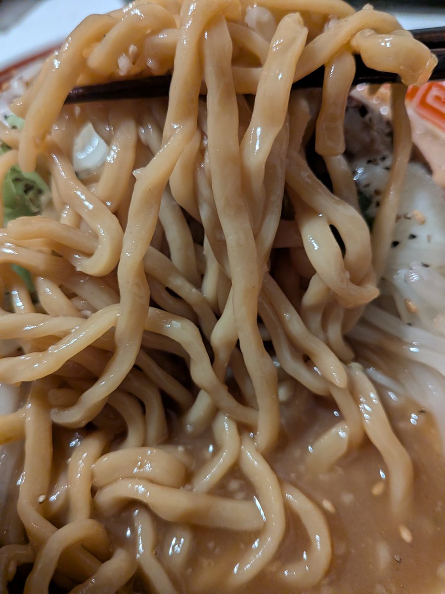 3102nd's tweet photo. 今日の夕飯はセブンのG系らーめん。 https://t.co/EIORp9IQDE