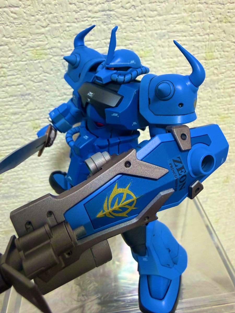 w1lPey1ORsD2TAq's tweet photo. 2026年10作目　ＨＧ　グフカスタム　完成しました。目付きを悪くしてスパイクを尖らせて全塗装しました。前回のザクと一緒に　#ガンプラ　#グフカスタム　#プラモデルライフ　#ガンダム　#ガンプラ好きと繋がりたい https://t.co/9aLh6QivKE