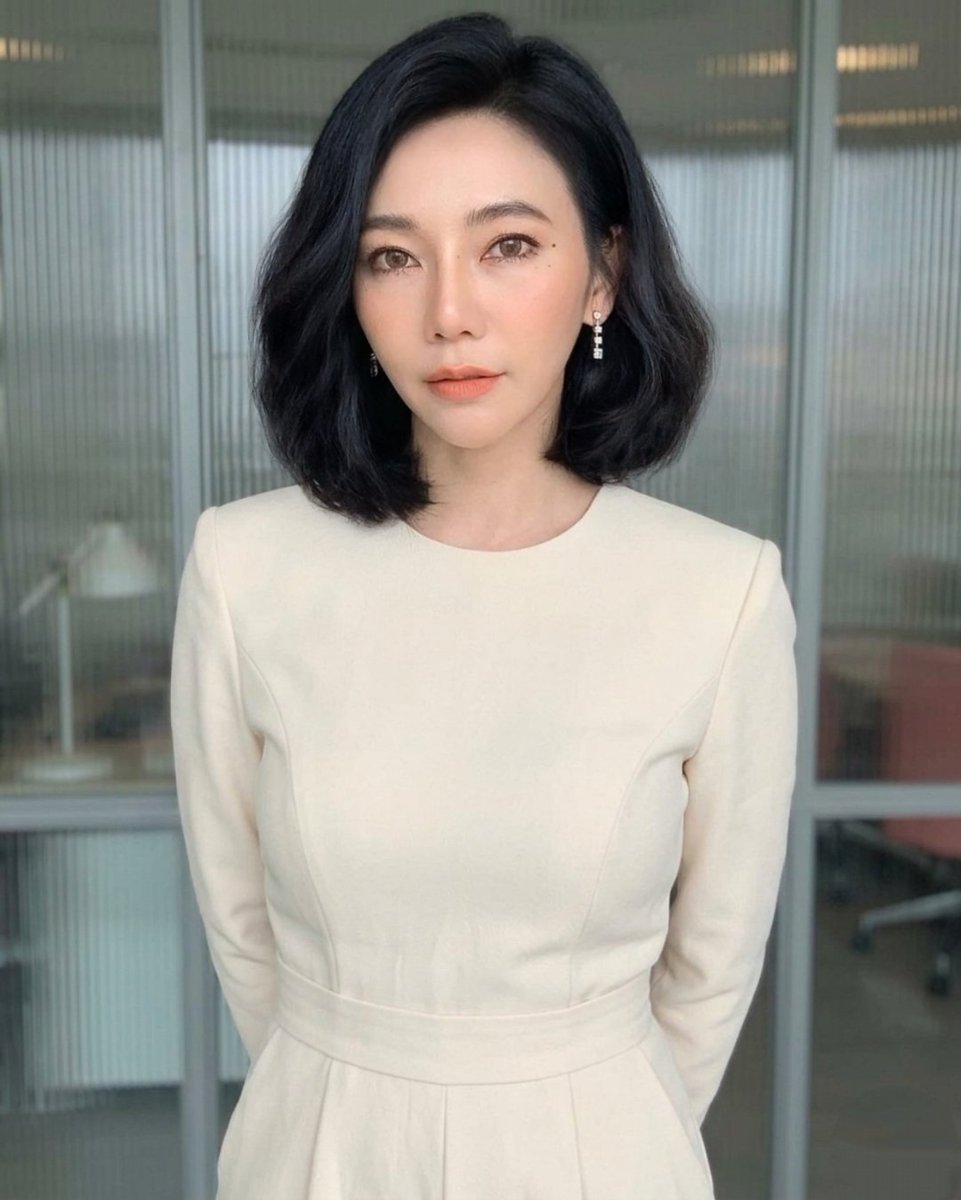 _your_amy_'s tweet photo. Kerja keras bagai kuda sudah selesai, sekarang waktunya pulang jadi putri tidur... https://t.co/w6ib4wig60