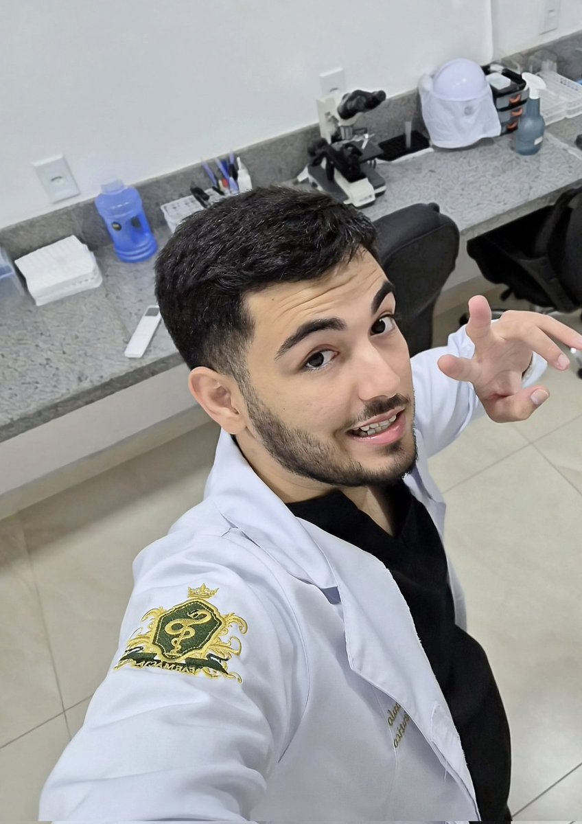 phantomphaserr's tweet photo. Tentando manter a lucidez e a sanidade, mas só tentando mesmo https://t.co/JyvqsyZKtw
