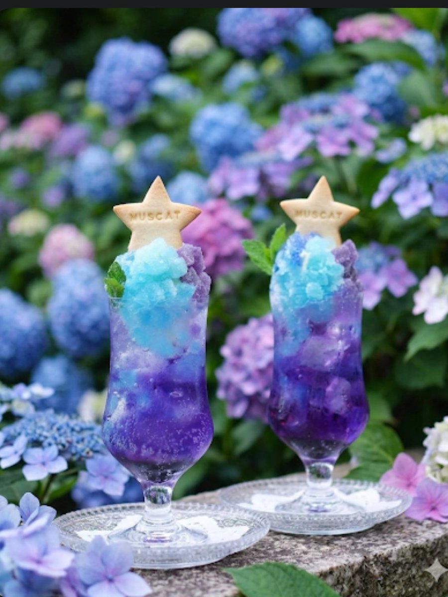 MUSCATMAMA's tweet photo. 紫陽花のクリームソーダ
期間限定drink
#金沢カフェ
#石川カフェ
#金沢クリームソーダ
#kanazawacafe 
#喫茶マスカット https://t.co/iYPpPd5hDN