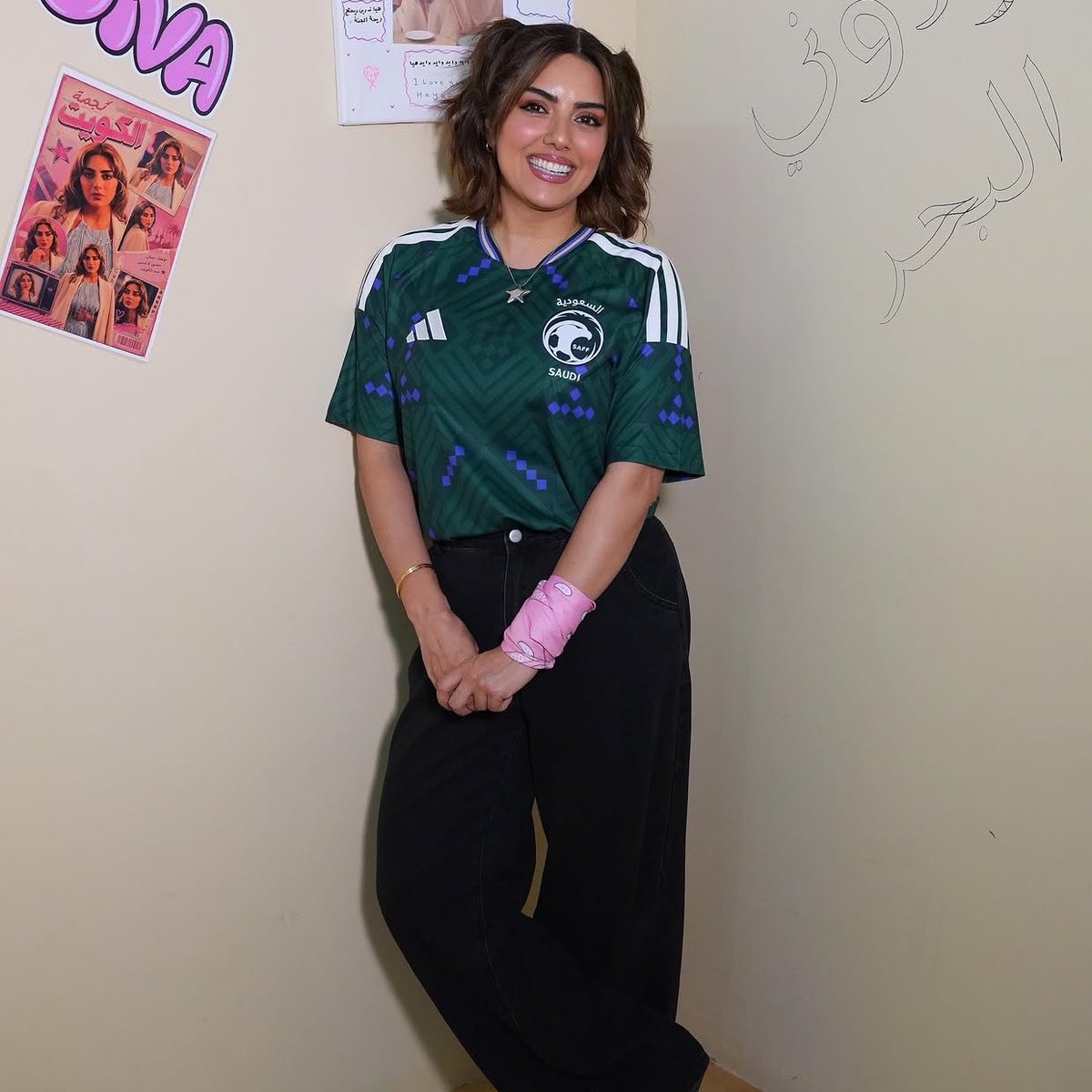 hayanourah21's tweet photo. أنا إلى الان هنا 
الحلاوه والجمال كله 💚💚💚💚💚💚
#هيا_عبدالسلام @Haya_abdulsalam https://t.co/BiEEnY7buF