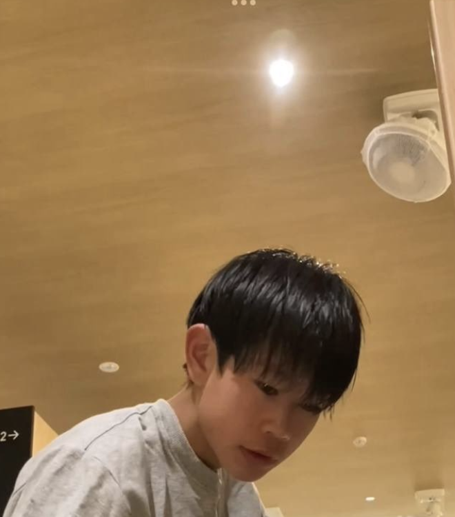 NIf86ouKeYTZRVn's tweet photo. https://t.co/aiDrxs4yRR https://t.co/4JPfQeUVDW