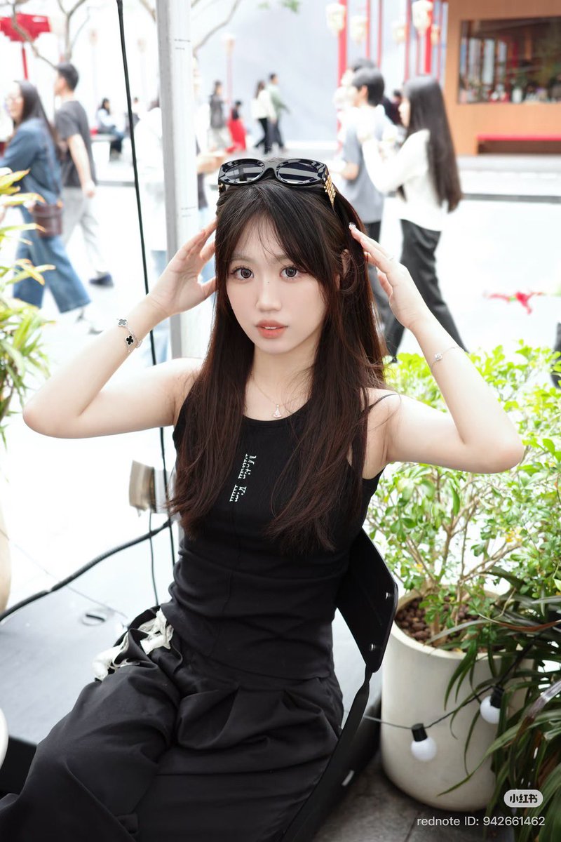 helloimgvss's tweet photo. ⋆⁺₊⋆ ꒰ matin kim ꒱ ⋆⁺₊⋆ pintuck sleeveless top sale 33%

♡price 790฿ (มัดจำ 400)
— ฟรีไซส์ อก 30 ยาว 21

💌ปิดรับพรุ่งนี้ 11/06 4 โมงครึ่ง
*free shipping (ems) + ส่งกลับแอร์✈️
#พรีเกาหลี #พรีออเดอร์เกาหลี https://t.co/2t8dyhxqUn