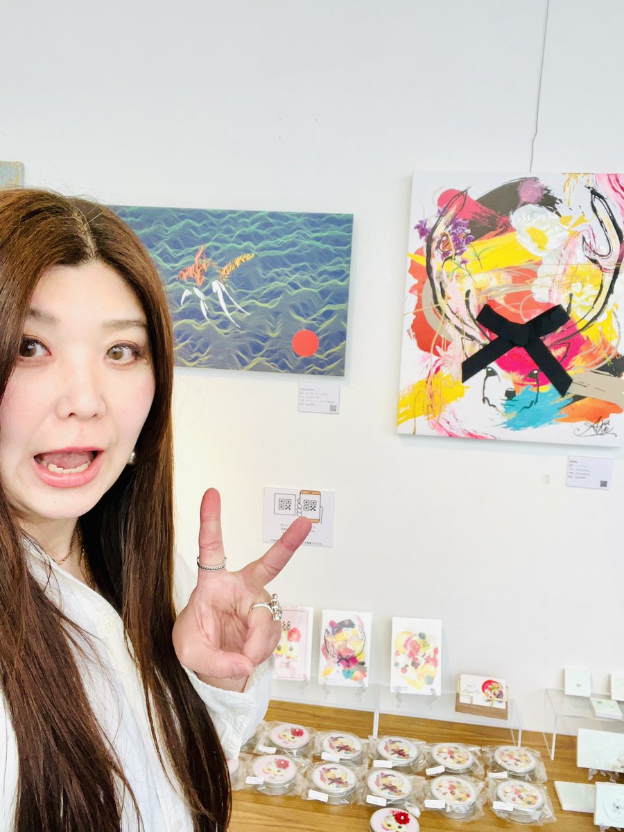 emiemiemisso's tweet photo. わぁいわぁい🙌💓大好きなアーティストAyaNe.ちゃんのアートをみに行けました🫶💕明日���で札幌の紀伊國屋書店札幌本店でアート展開催してまーす❣️
#ミックスアートフェス
#MIXARTFES2026
#札幌
#紀伊國屋書店札幌本店
#AyaNe. https://t.co/GiC9F3jkbe