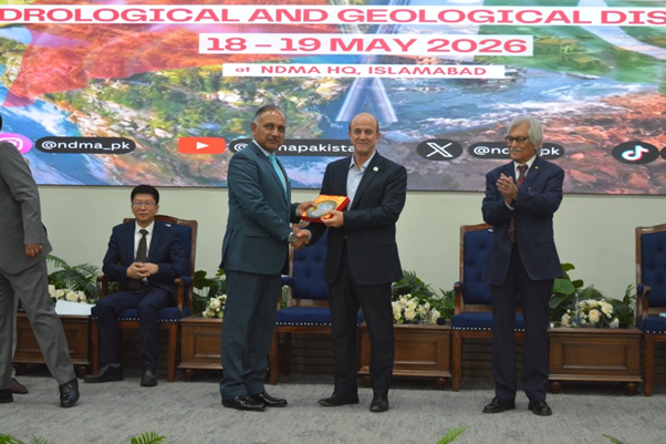 ECO4Science's tweet photo. President ECOSF Highlights Regional Science Cooperation at Panel Discussion and Closing Ceremony of 2nd China-Pakistan Symposium
https://t.co/ipn65ytUD6 https://t.co/HEKwW3a3cG