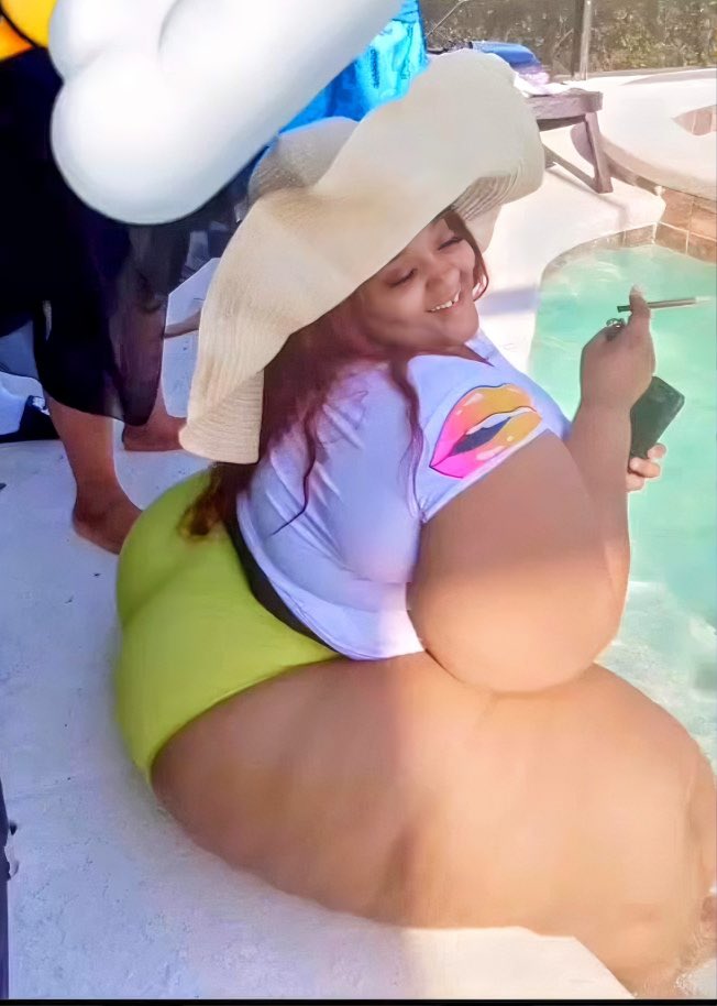 Big Booty Fat Girls ❣️🍑 tweet media