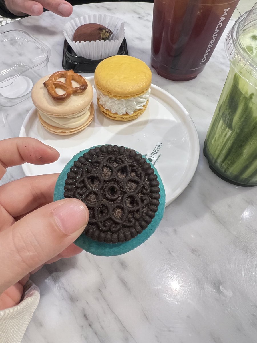 tapusuzu's tweet photo. 📍 MACAPRESSO 銀座SIX
トゥンカロンなかなか美味しかった〜🩷 https://t.co/yUCrHwyDEP
