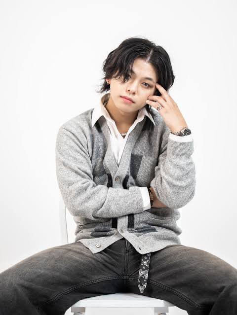 nnnuts0802's tweet photo. さっき友達に言われました。この方に似てるらしいです(/ω＼*)ﾃﾚﾙｾﾞ https://t.co/q9LE4FKybO