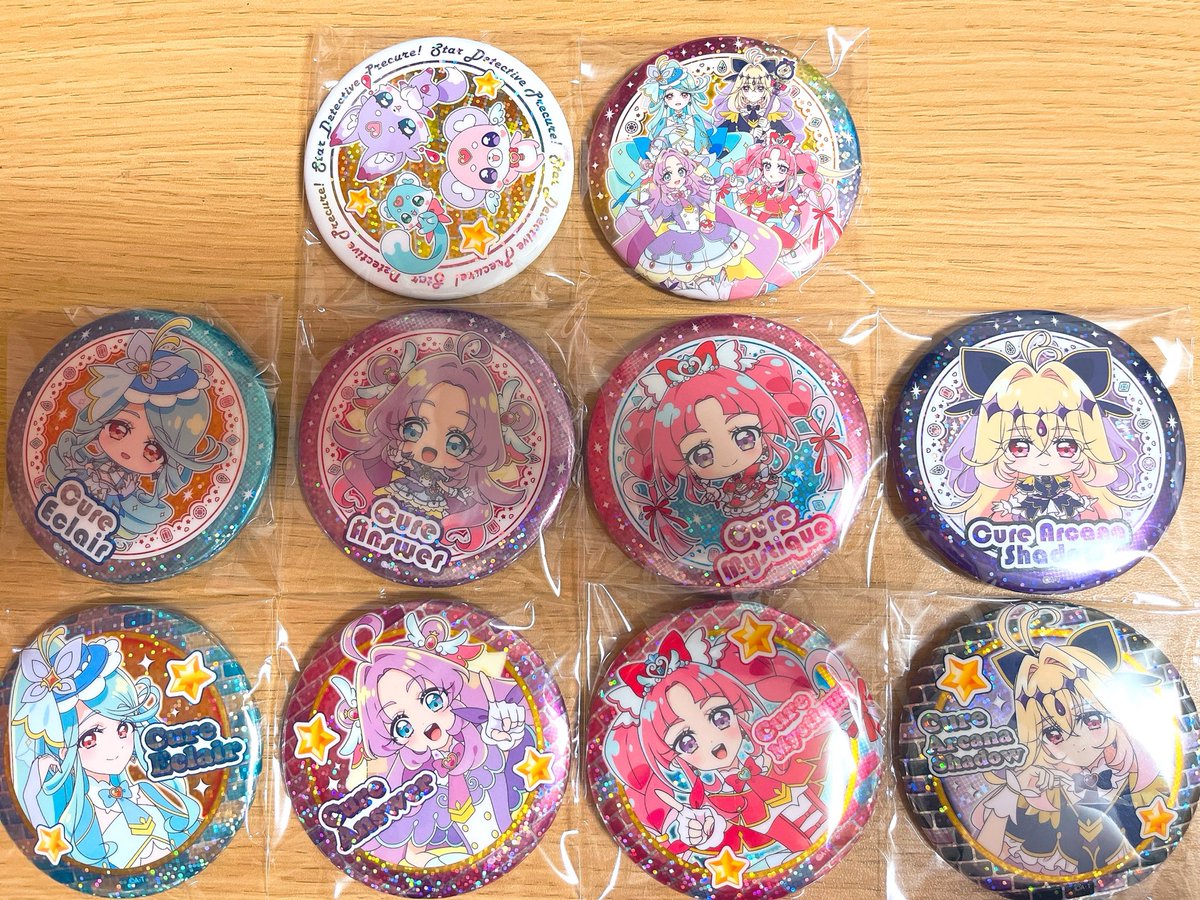Growing_Lilie's tweet photo. ホログラム缶バッジもかわいいな！！
1箱でこの揃い方は個人的に嬉しい〜 https://t.co/s3etTN5Ss6