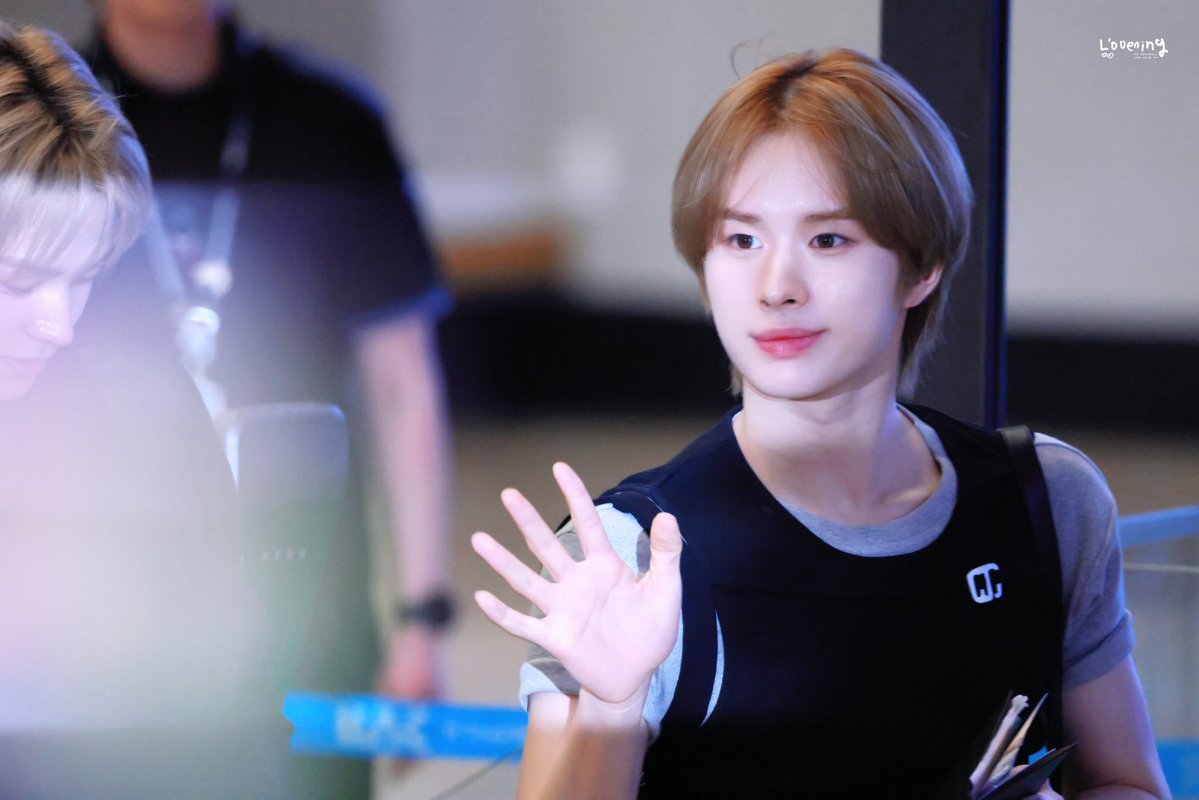 lovewinsall_1km's tweet photo. 260610

#경민 #KYUNGMIN #ギョンミン
#투어스 #TWS https://t.co/kAojrZ1dMw