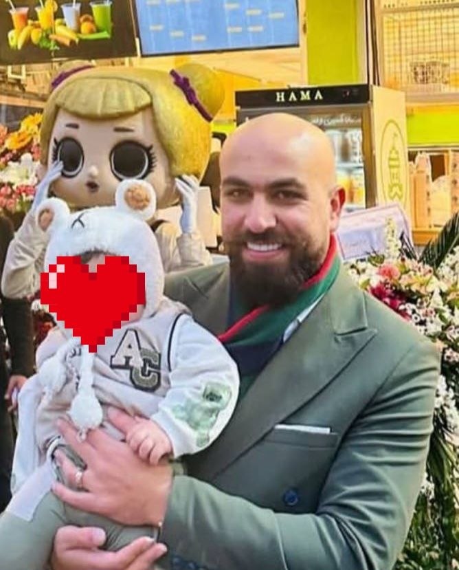 ShahrzadNa3's tweet photo. #علی_آجرلو معروف به علی مشتی پدر یک فرزند و مالک بستنی فروشی علی مشتی ، اهل الوند قزوین  ، میگن حکم اعدامش اومده 
لطفا صدایش باشیم.
در خطر اعدام 💔 https://t.co/jWOTkae54V
