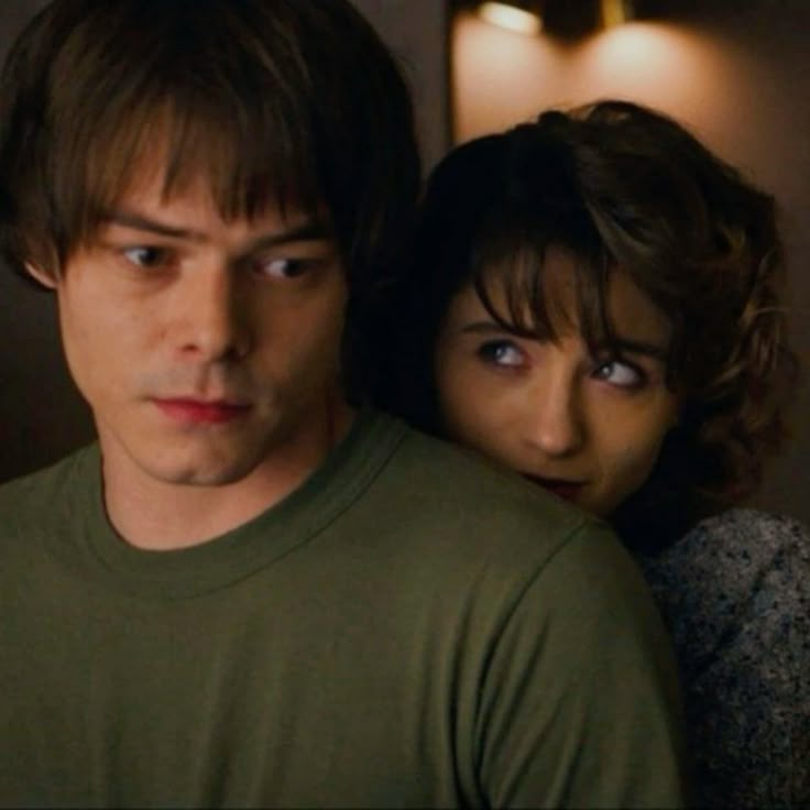 freya77miwii's tweet photo. missing the jancy and byler tethers like a mf https://t.co/zO1hBo1DSF