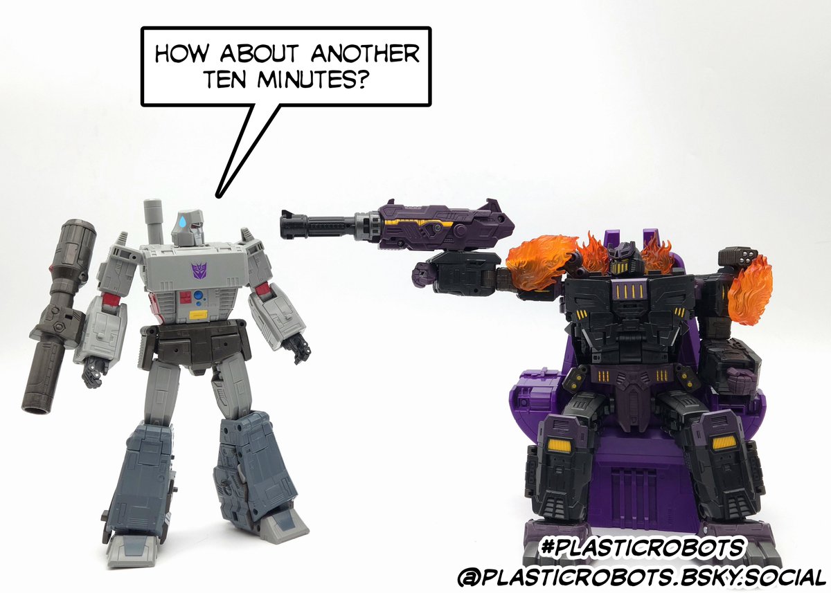 Driver_270's tweet photo. You're in his spot IV

#PlasticRobots #ToyPhotography #Transformers #Maccadam https://t.co/lWMaYo75Lg
