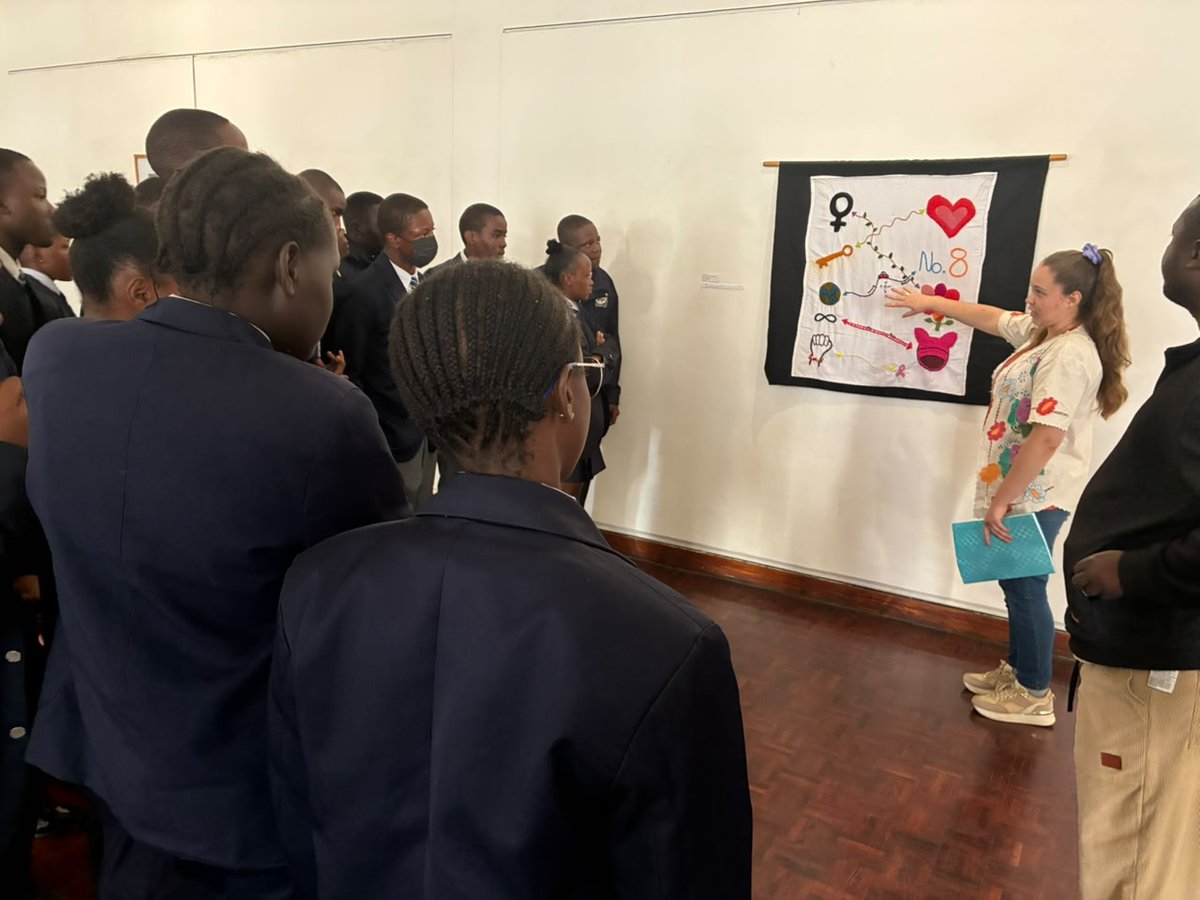 BYOgallery's tweet photo. 𝗚𝘂𝗶𝗱𝗲𝗱 𝗧𝗼𝘂𝗿
Today, we hosted students from #StAugustineCollege for a tour of @BYOgallery. We extend our gratitude to them for visiting. If you are interested in booking a tour for your school or friends, feel free to call us at +263 292270721 or send us a DM
#BYOgallery https://t.co/eaItRM1qlA