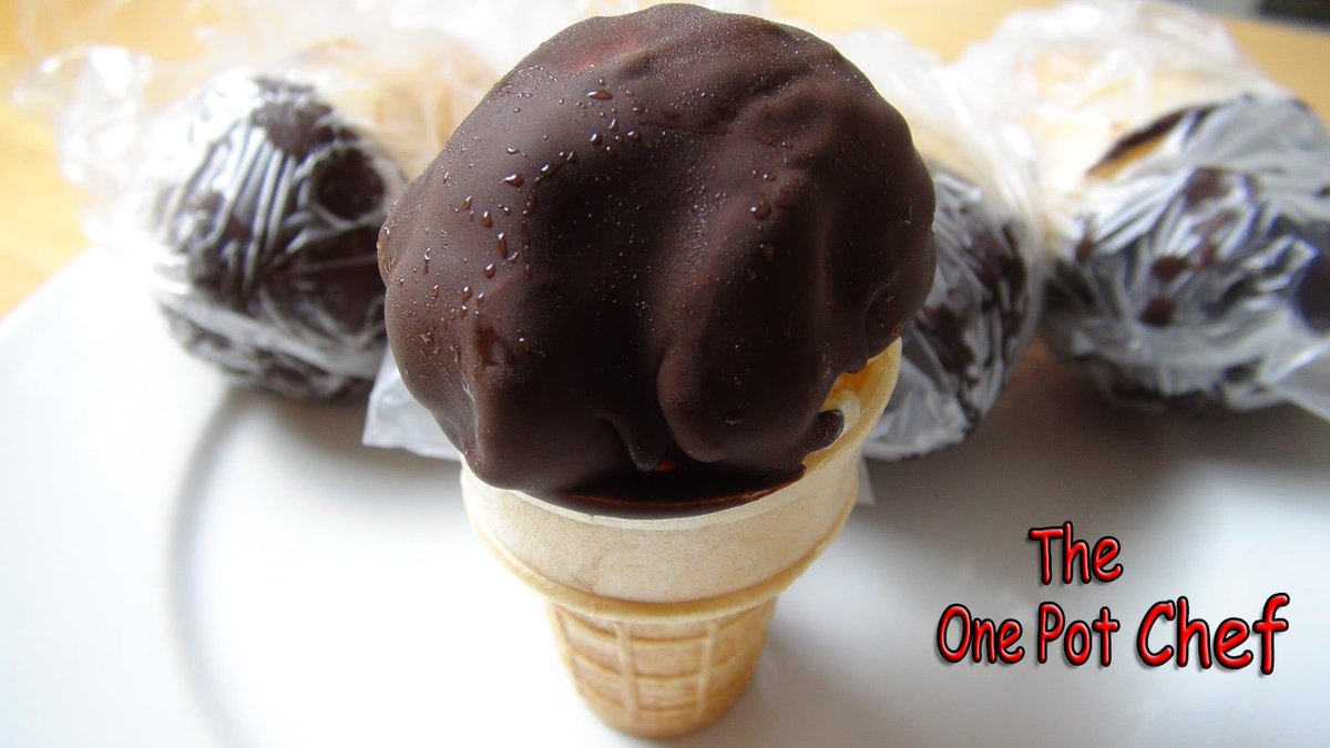 onepotchef's tweet photo. Old Fashioned Cinema Choc Top Ice Creams! https://t.co/ZWEzCjg9NN https://t.co/66tmRmEny5