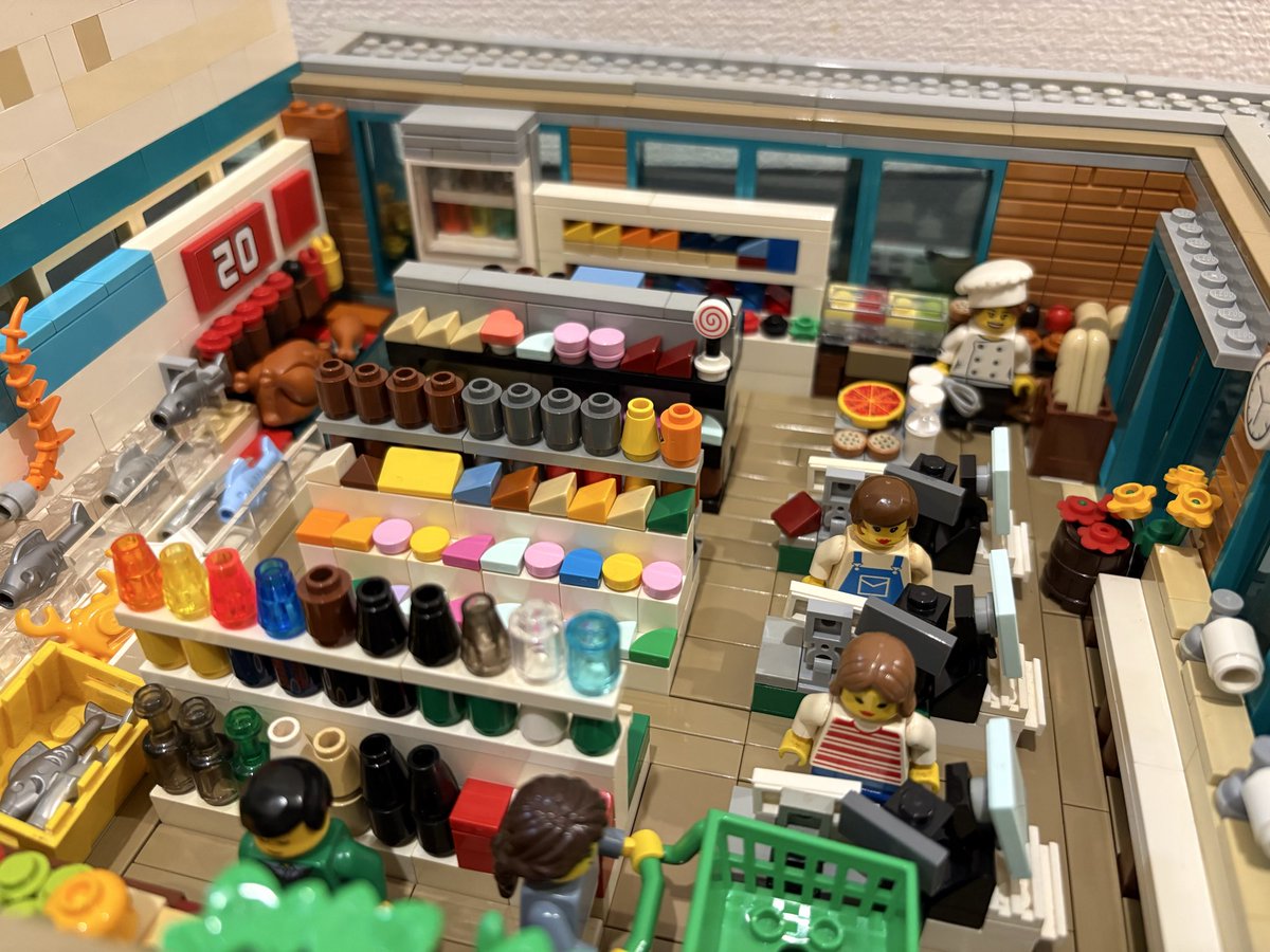 moilego's tweet photo. ツルヤオリジナルの商品を見て回るのが楽しい！ https://t.co/PAubp3aKm6